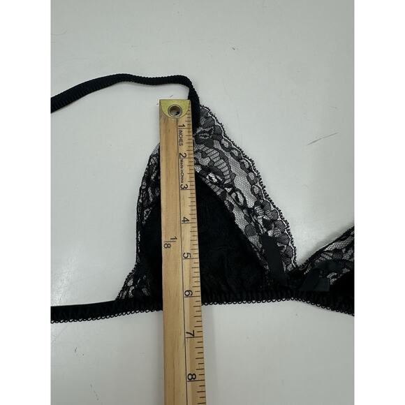 Unbranded Womens Bra Size Small Black Lace Floral Unpadded Wireless Vintage - Picture 9 of 10